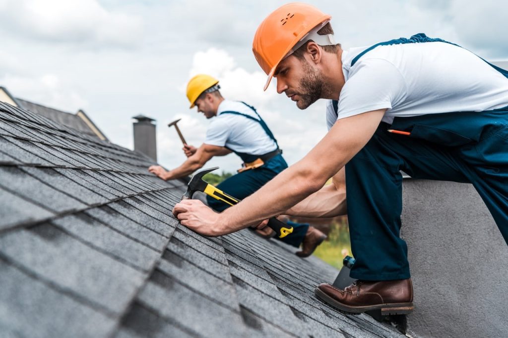 Choosing The Right Roofing Contractor For You