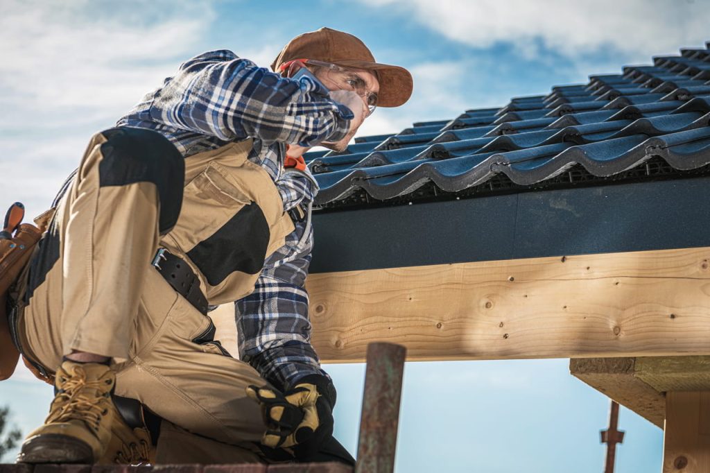 How To Choose The Right Roofing Contractor For Your Needs